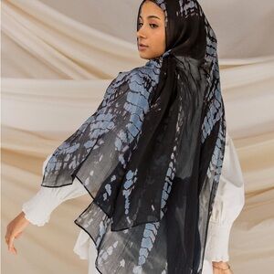 Vela scarves denim ripple hijab
